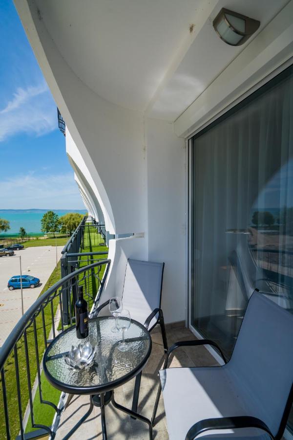 Csenge Apartman Шиофок Экстерьер фото